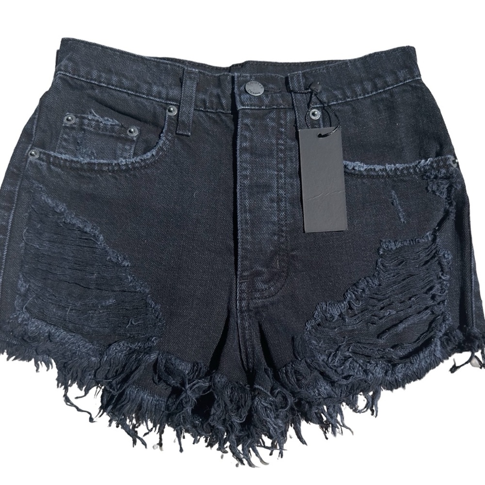CARMAR LOS ANGELES BLACK JEAN SHORTS NWT 24